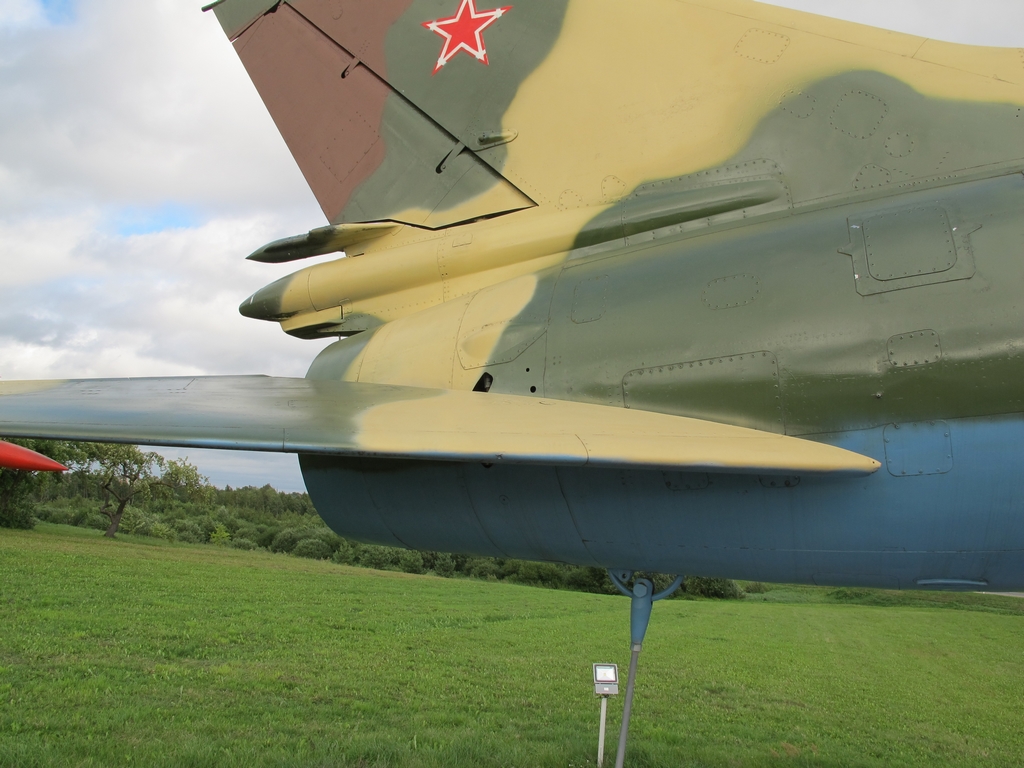 Su-17M (Glubokoe) 011