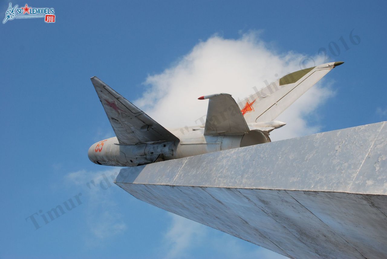 MiG-21PFM_Kuschevskaya_6.jpg