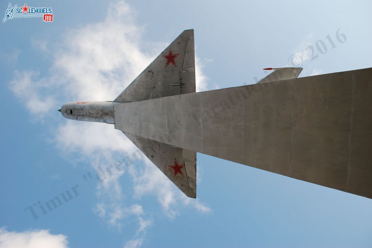 MiG-21PFM_Kuschevskaya_8.jpg