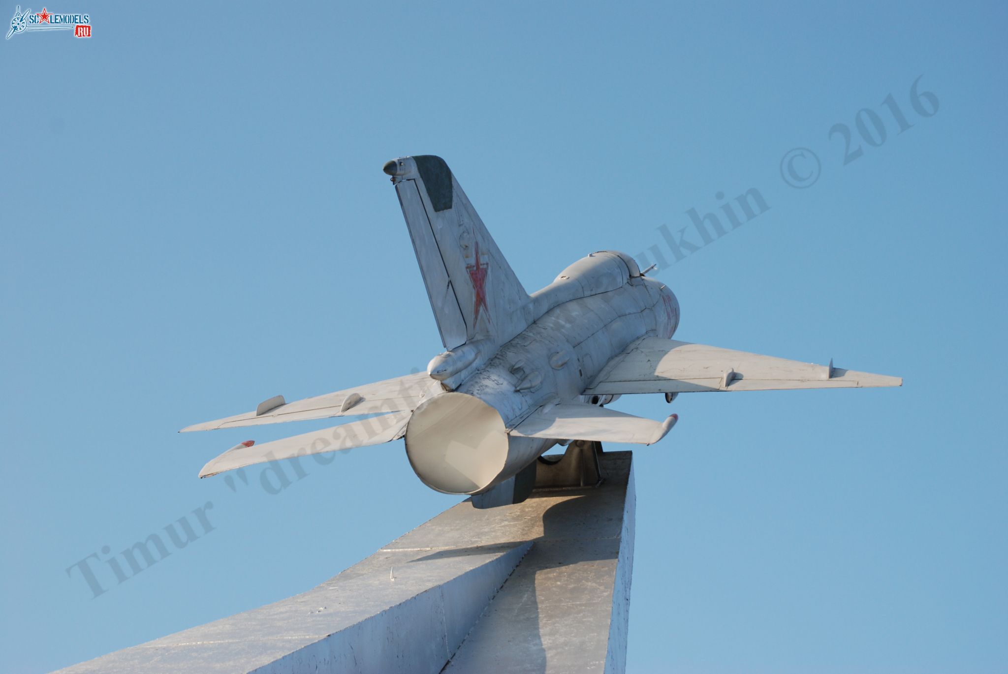 MiG-21PFM_Kuschevskaya_3.jpg