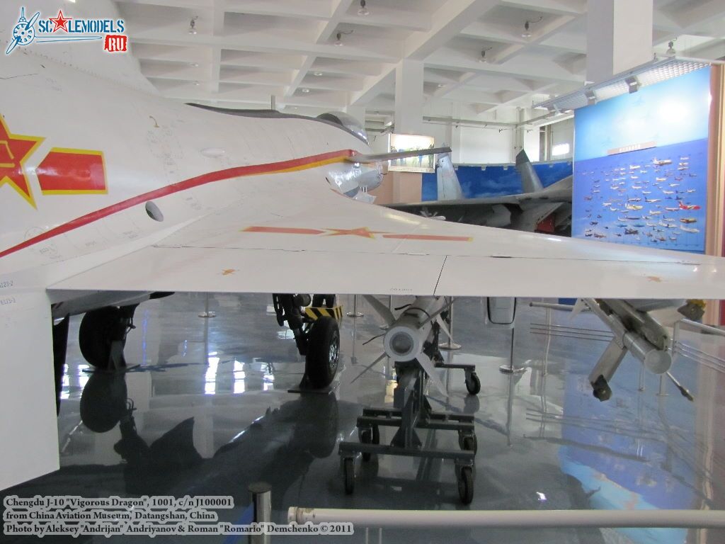 j-10_0025.jpg