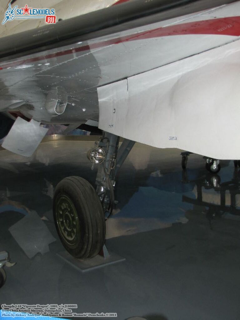 j-10_0035.jpg