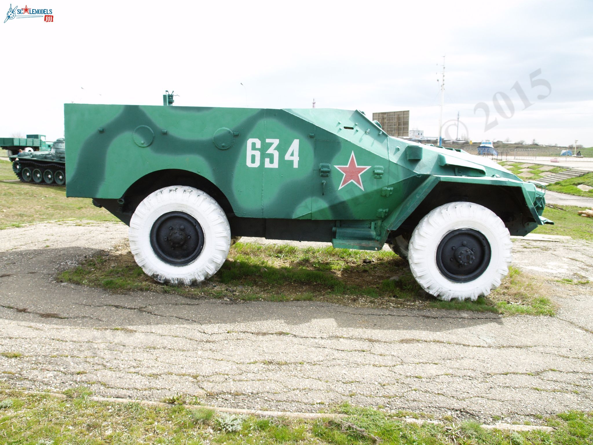 BTR-40_0.jpg