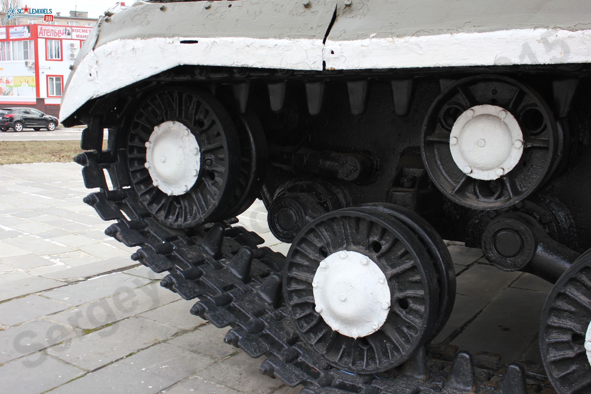 ISU-152_Kurchatov_14.jpg