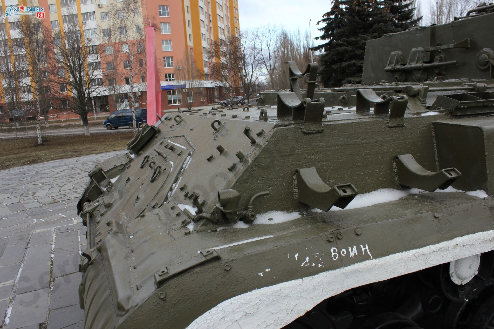 ISU-152_Kurchatov_26.jpg