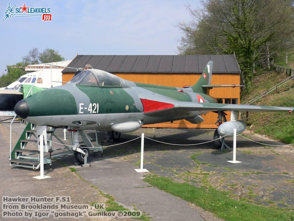 Hunter F.51 (2).jpg