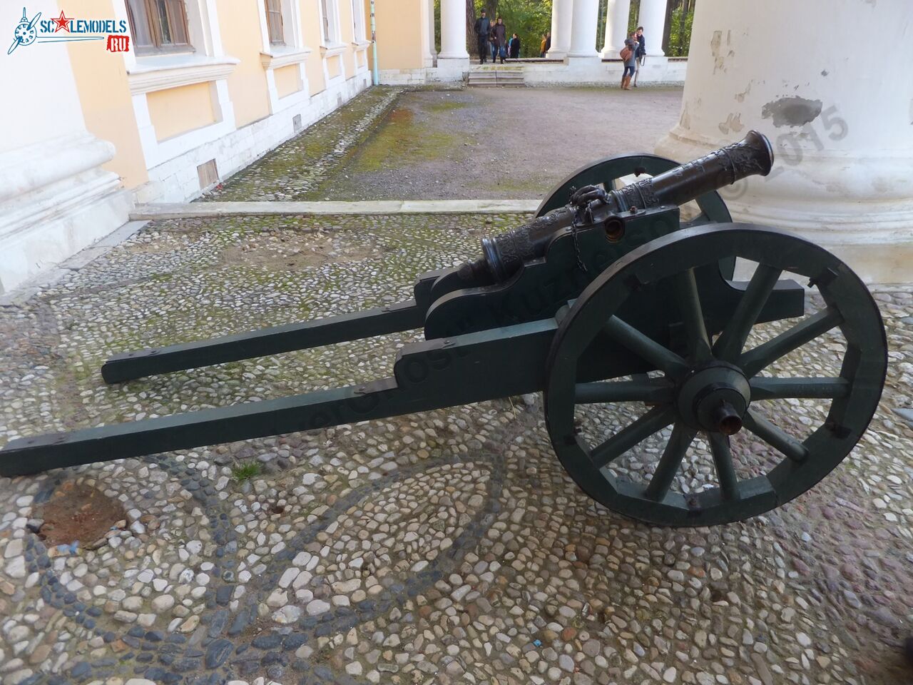 Old_gun_Arkhangelskoe_0000.jpg