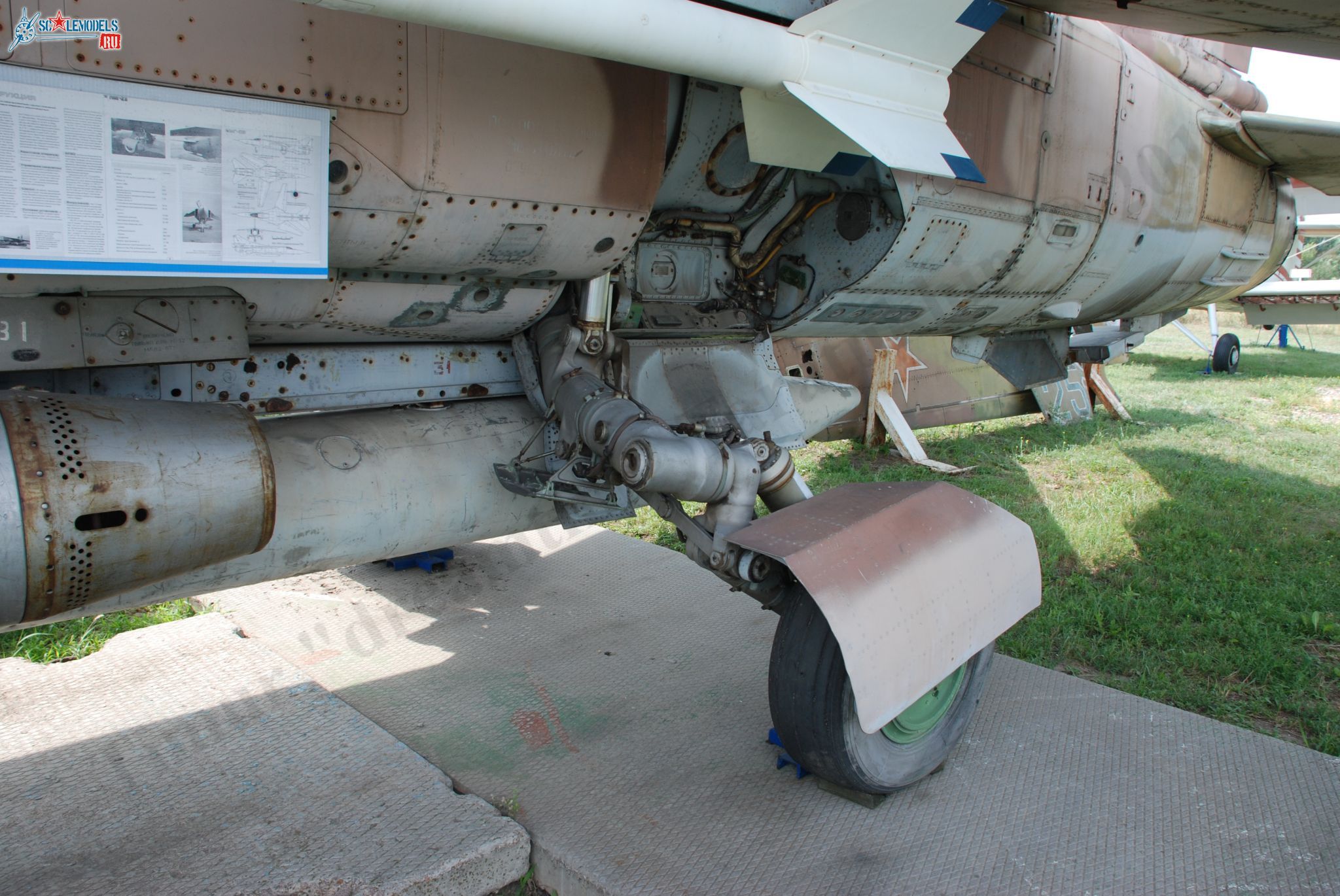 Taganrog_Aviation_Museum_14.jpg