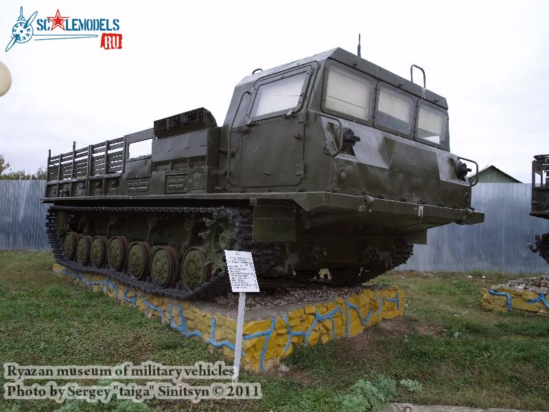 ryazan_museum_of_military_vehicles_0008.jpg