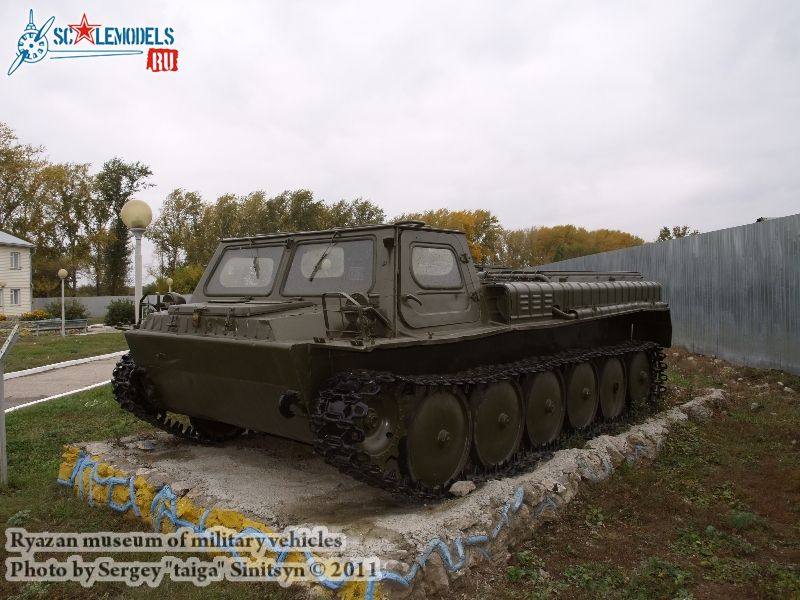 ryazan_museum_of_military_vehicles_0014.jpg