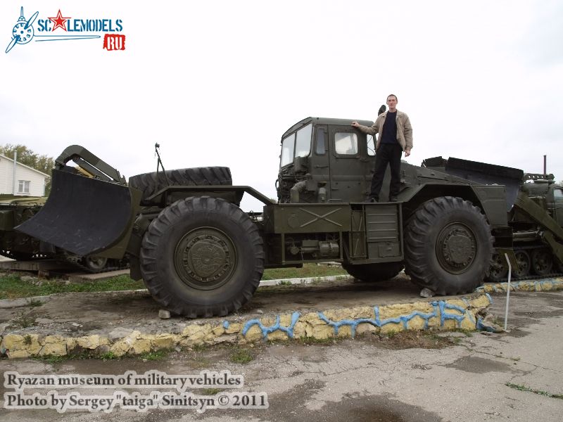 ryazan_museum_of_military_vehicles_0022.jpg