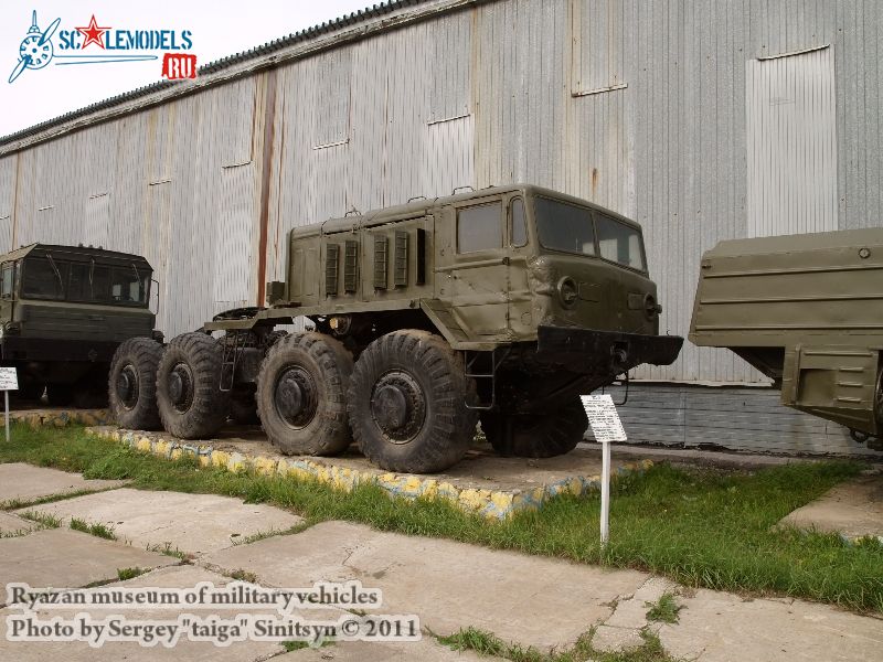 ryazan_museum_of_military_vehicles_0071.jpg