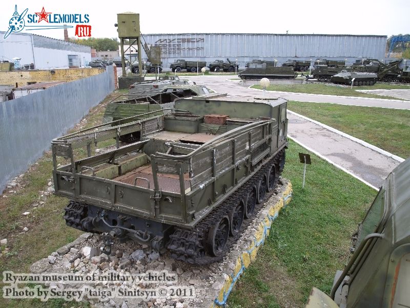 ryazan_museum_of_military_vehicles_0007.jpg