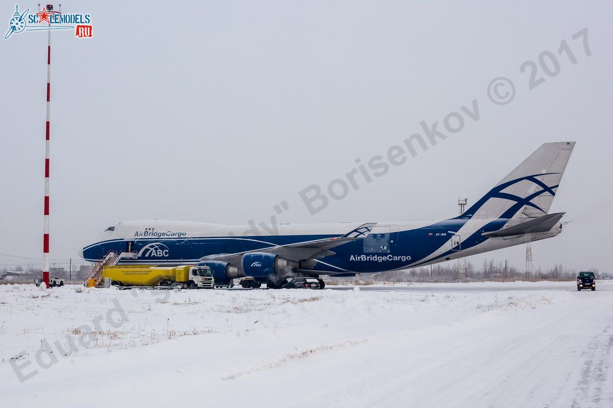 Boeing_747-400_VP-BIM_2.jpg