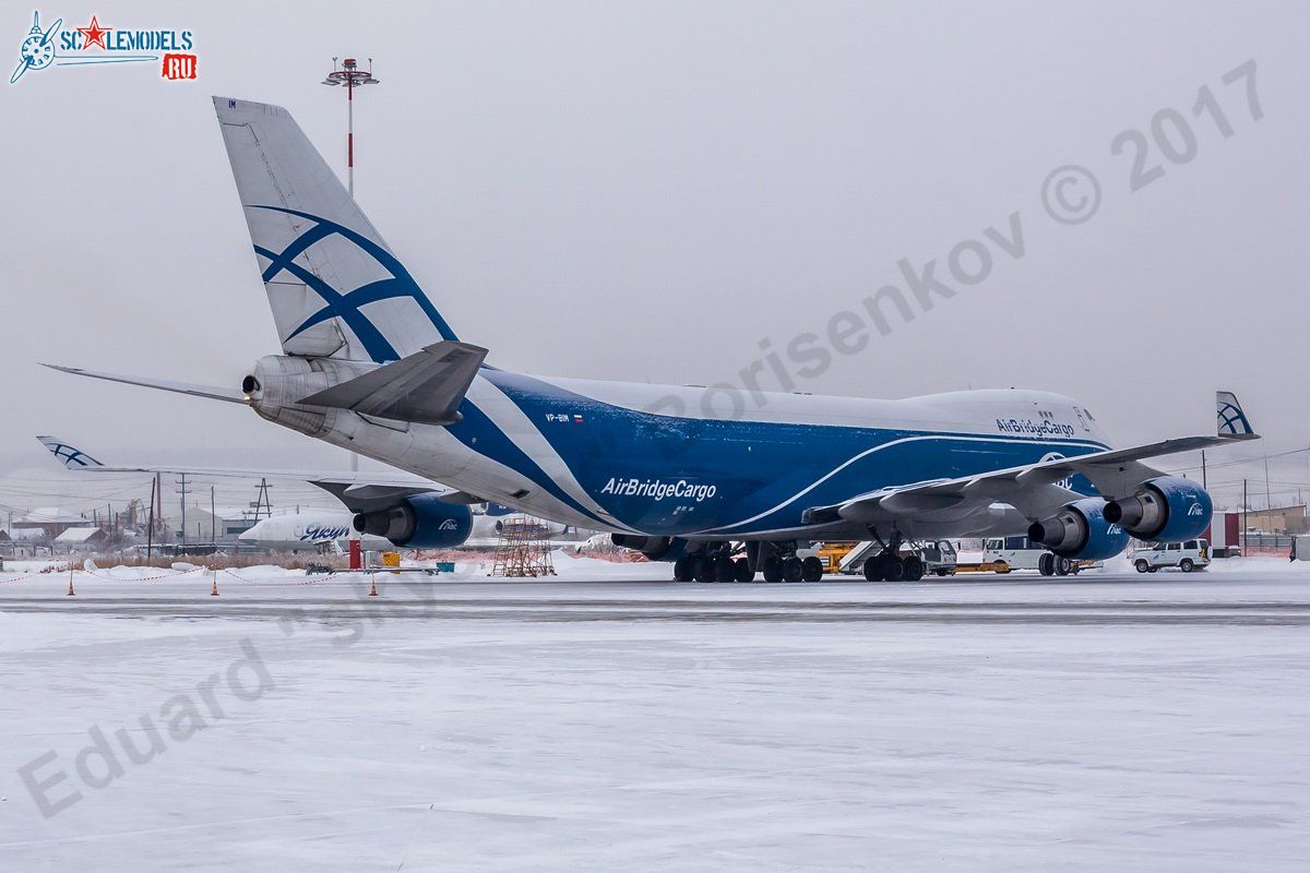 Boeing_747-400_VP-BIM_29.jpg