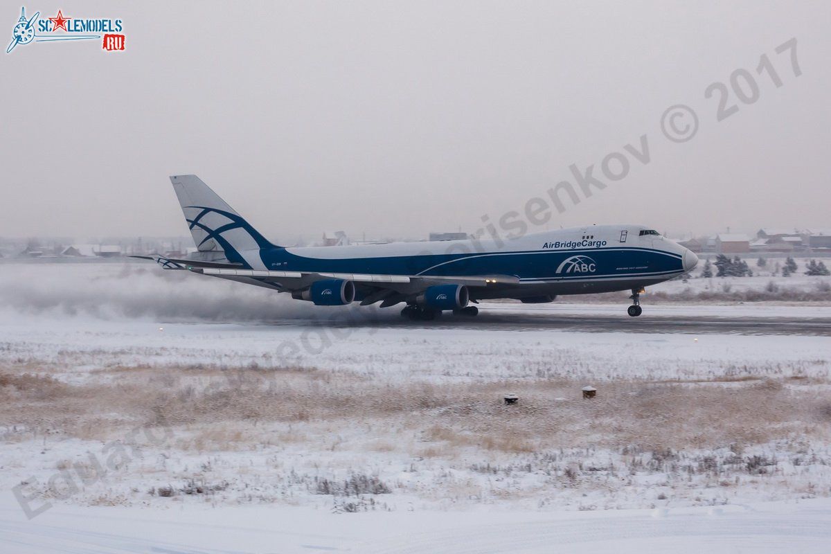 Boeing_747-400_VP-BIM_34.jpg