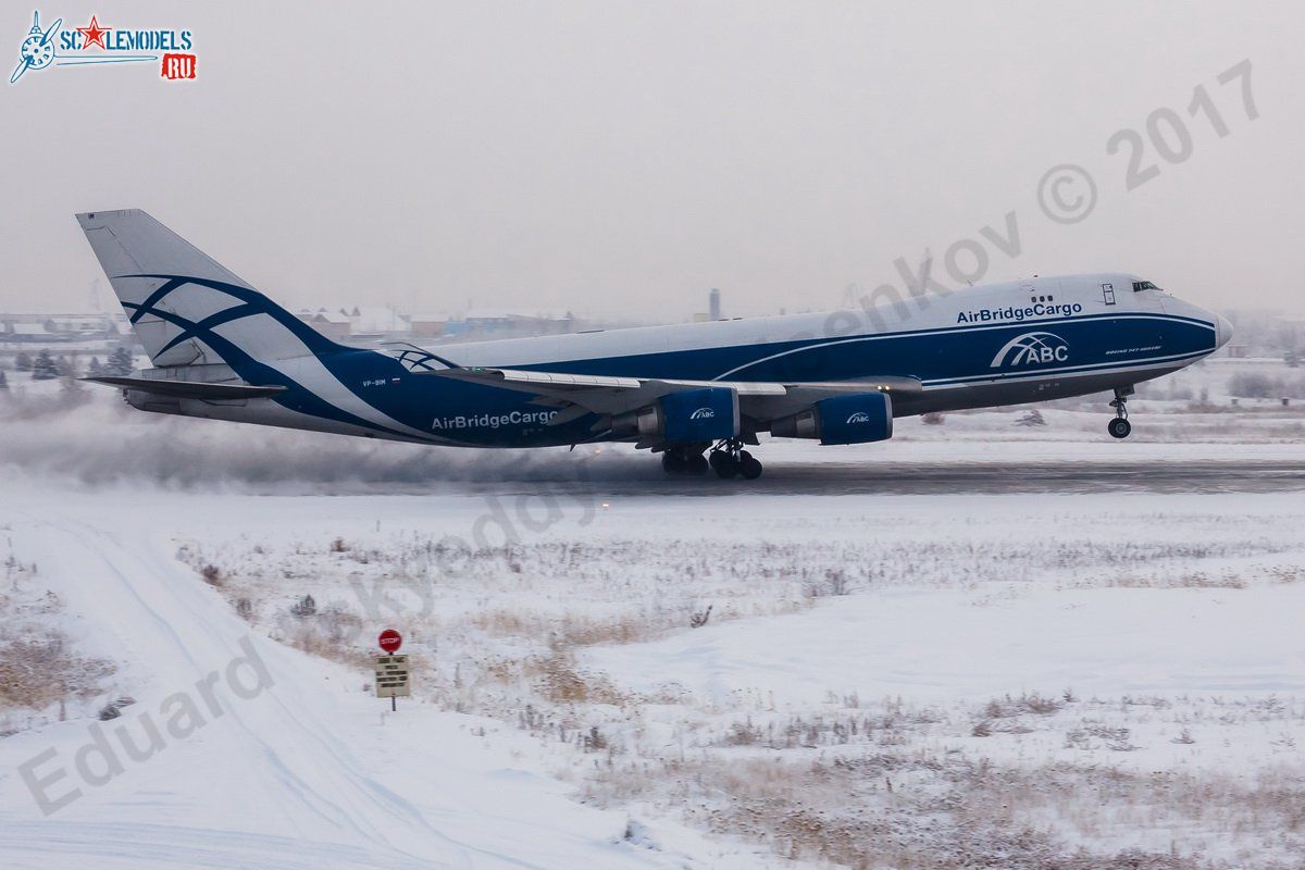 Boeing_747-400_VP-BIM_35.jpg