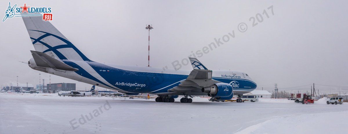 Boeing_747-400_VP-BIM_40.jpg