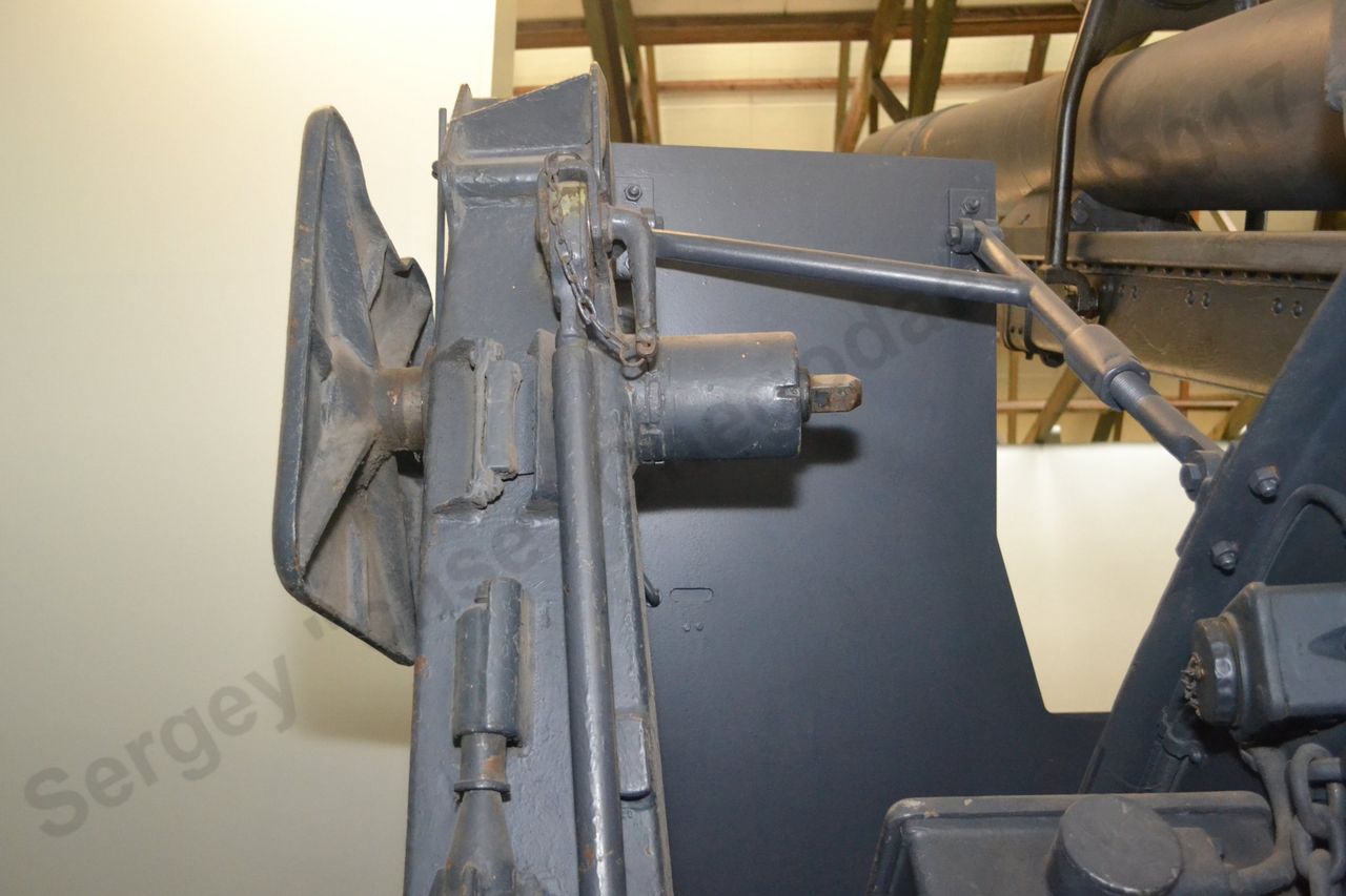 88-mm_Flak_37_L56_18.jpg