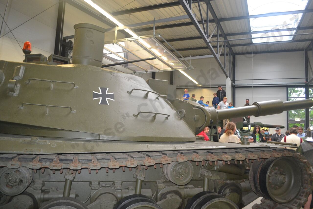 Kampfpanzer_70_10.jpg