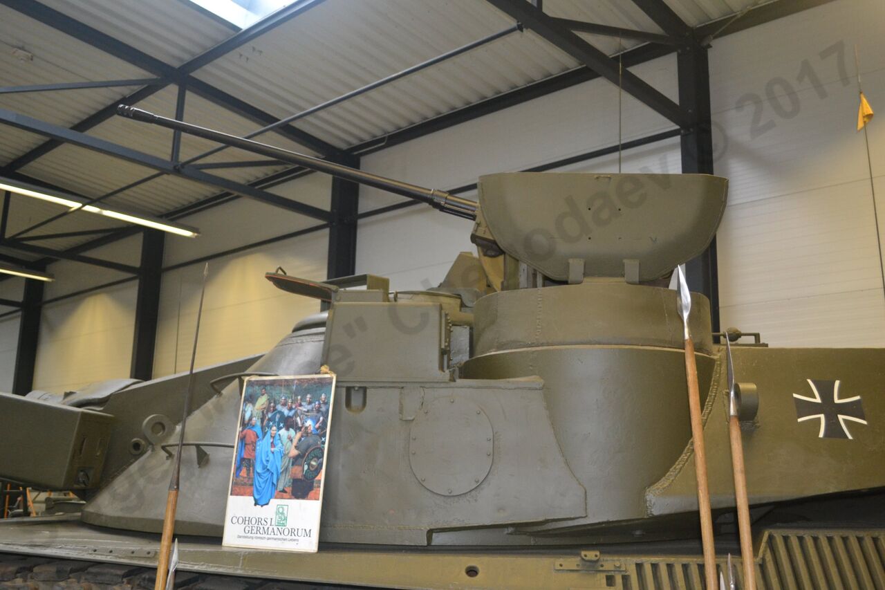 Kampfpanzer_70_23.jpg