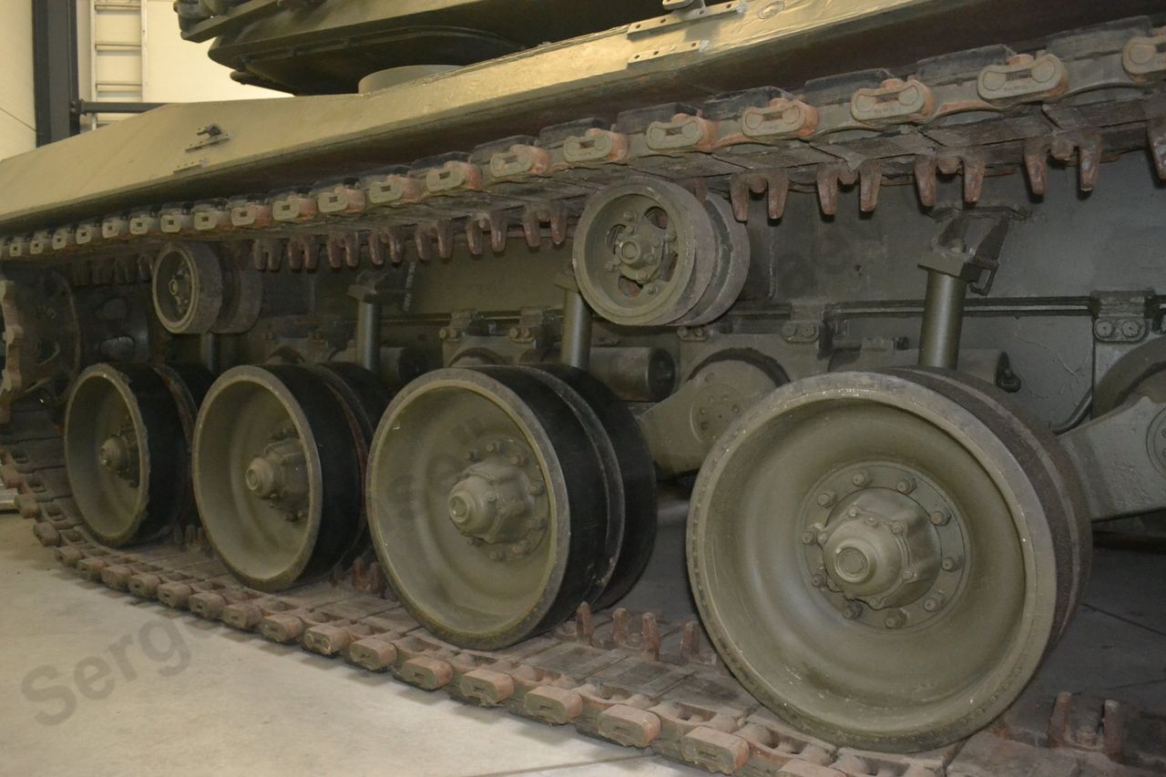 Kampfpanzer_70_7.jpg