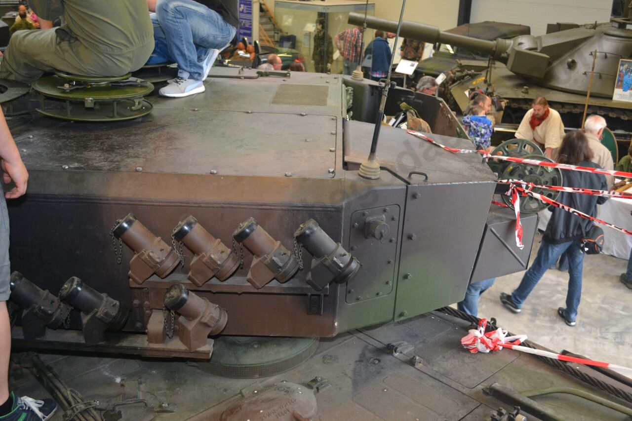 Leopard_2A4_24.jpg