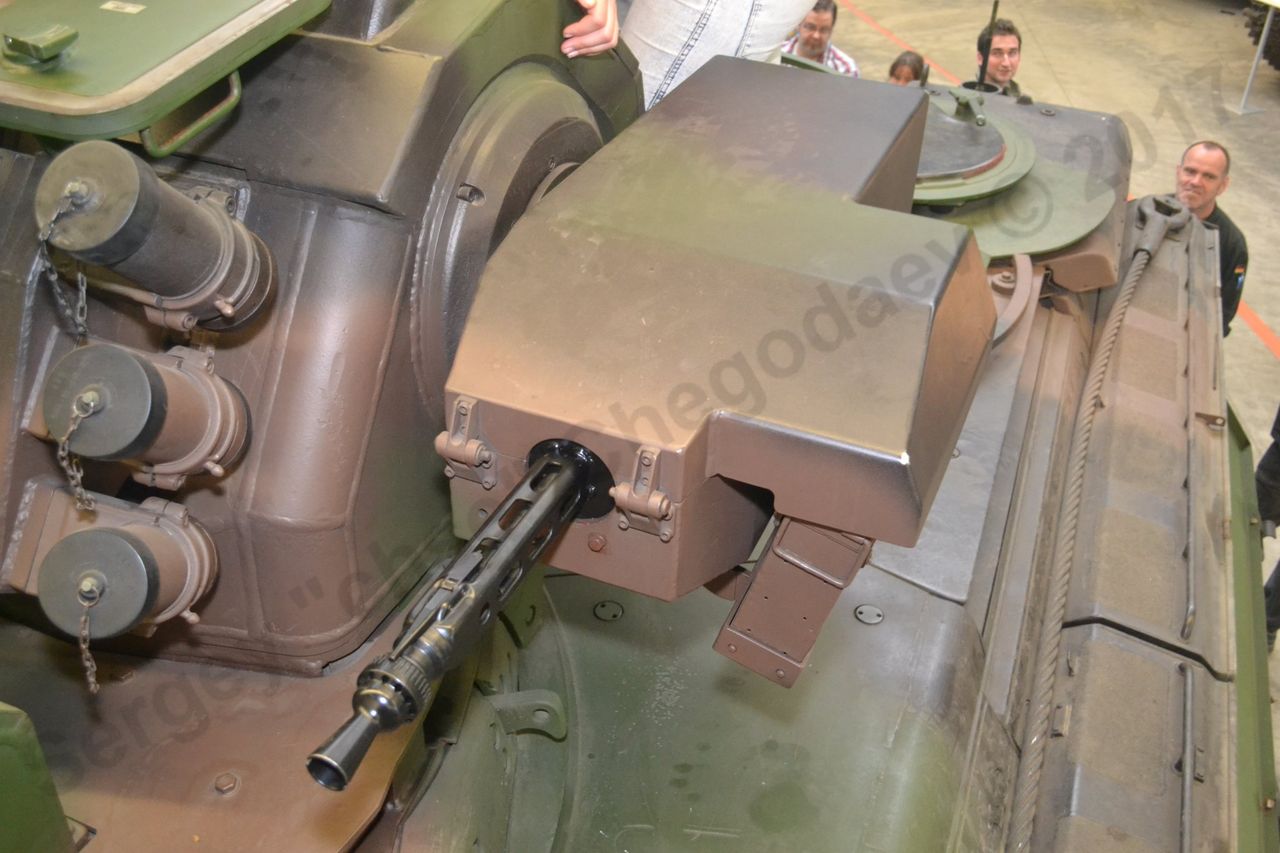 Marder_1A3_49.jpg